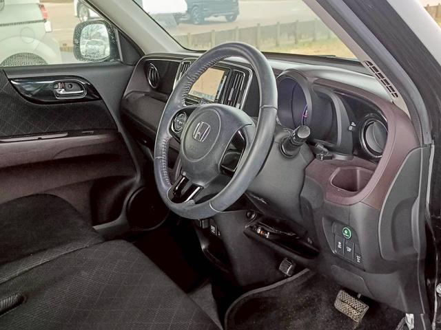 Ｎ－ＯＮＥ プレミアム　ＳＳパッケージ　メモリーナビ　フルセグＴＶ　リアカメラ　スマートキー　ＨＩＤヘッドライト　シートヒーター　Ｂｌｕｅｔｏｏｔｈ　純正１４インチアルミ　ＥＴＣ（32枚目）