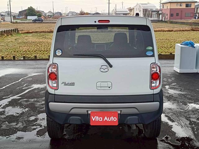 フレアクロスオーバー ＸＴ　４ＷＤ　スマートキー　ＨＩＤヘッドライト　衝突軽減ブレーキ　シートヒーター　純正１５インチアルミ　ＥＴＣ（14枚目）