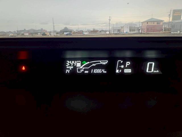 アクア Ｓ　メモリーナビ　フルセグＴＶ　リアカメラ　スマートキー　ＬＥＤヘッドライト　Ｂｌｕｅｔｏｏｔｈ　純正１５インチ鉄　ＥＴＣ（31枚目）