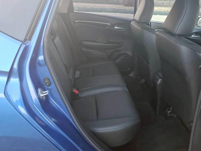 フィットハイブリッド Ｌパッケージ　メモリーナビ　フルセグＴＶ　リアカメラ　スマートキー　ＬＥＤヘッドライト　前ドラレコ　Ｂｌｕｅｔｏｏｔｈ　クルコン　純正１５インチ鉄　ＥＴＣ（35枚目）