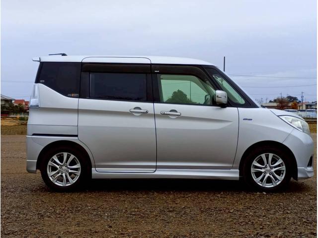 ���I�����C�����k�͎��ۂɓX�܂ł��Ԃ����������������Ɠ����悤�ɂ��Ԃ̏ڍׂ��c�ƃX�^�b�t�Ƃ��Ƃ肵�Ȃ���m�F�����܂��B�C�ɂȂ�ӏ��̓��A���^�C���ł������������܂��̂ň��S���ĎԑI�т��o���܂��B