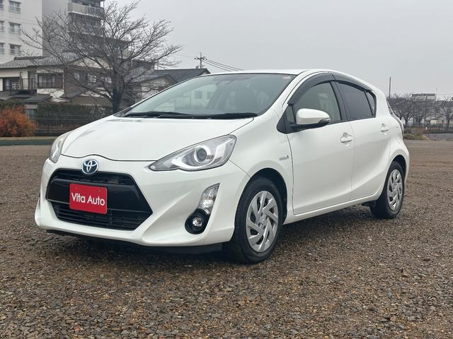 アクア Ｇブラックソフトレザーセレクション　ＳＤナビ　フルセグＴＶ　リアカメラ　スマートキー　ＬＥＤヘッドライト　衝突軽減ブレーキ　前後ドラレコ　シートヒーター　Ｂｌｕｅｔｏｏｔｈ　クルコン　純正１５インチ鉄　ＥＴＣ（5枚目）