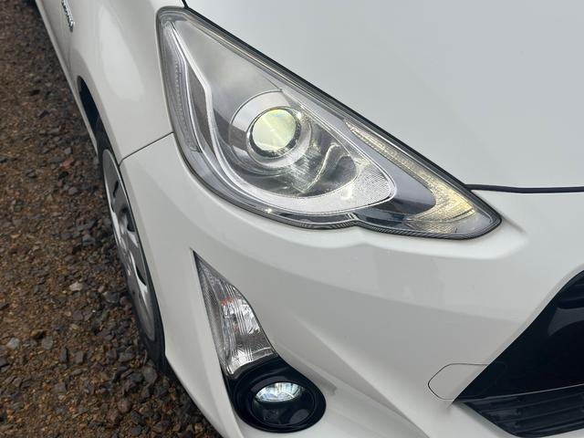 アクア Ｇブラックソフトレザーセレクション　ＳＤナビ　フルセグＴＶ　リアカメラ　スマートキー　ＬＥＤヘッドライト　衝突軽減ブレーキ　前後ドラレコ　シートヒーター　Ｂｌｕｅｔｏｏｔｈ　クルコン　純正１５インチ鉄　ＥＴＣ（16枚目）