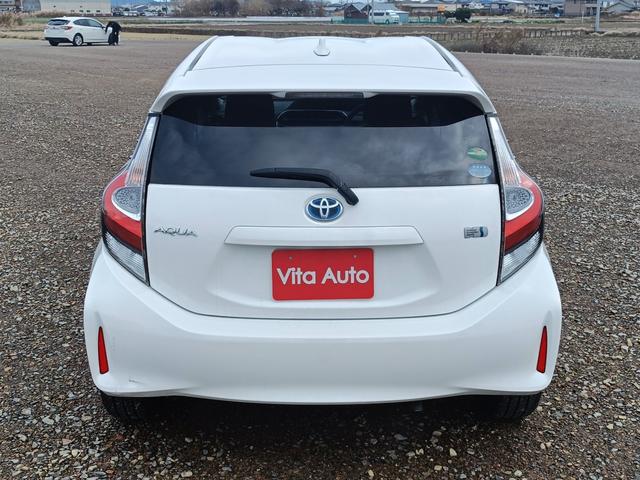 アクア Ｓ　スマートキー　プッシュスタート　衝突軽減ブレーキ　純正１５インチホイール　ＥＴＣ（11枚目）