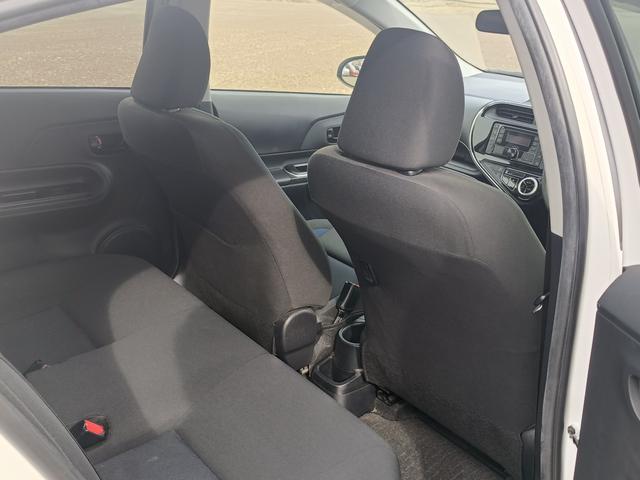 アクア Ｓ　スマートキー　プッシュスタート　衝突軽減ブレーキ　純正１５インチホイール　ＥＴＣ（34枚目）