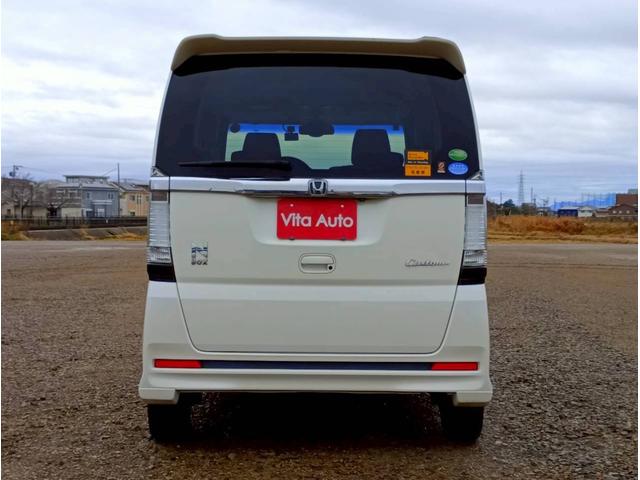 Ｎ－ＢＯＸカスタム Ｇ　ターボＳＳパッケージ　４ＷＤ　ＳＤナビ　フルセグＴＶ　リアカメラ　スマートキー　ＨＩＤヘッドライト　衝突軽減ブレーキ　両側パワスラ　前後ドラレコ　シートヒーター　Ｂｌｕｅｔｏｏｔｈ　純正１４インチアルミ　ＥＴＣ（11枚目）