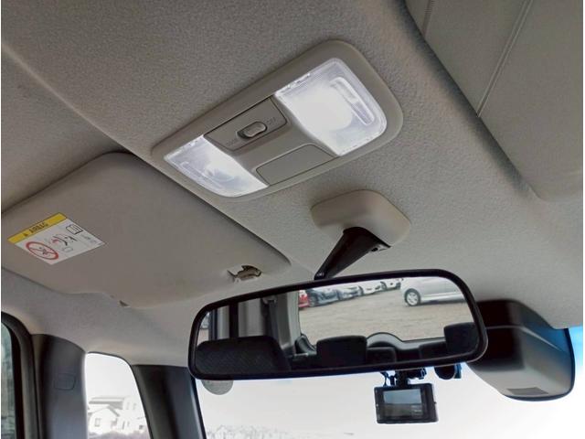 Ｎ－ＢＯＸカスタム Ｇ　ターボＳＳパッケージ　４ＷＤ　ＳＤナビ　フルセグＴＶ　リアカメラ　スマートキー　ＨＩＤヘッドライト　衝突軽減ブレーキ　両側パワスラ　前後ドラレコ　シートヒーター　Ｂｌｕｅｔｏｏｔｈ　純正１４インチアルミ　ＥＴＣ（49枚目）