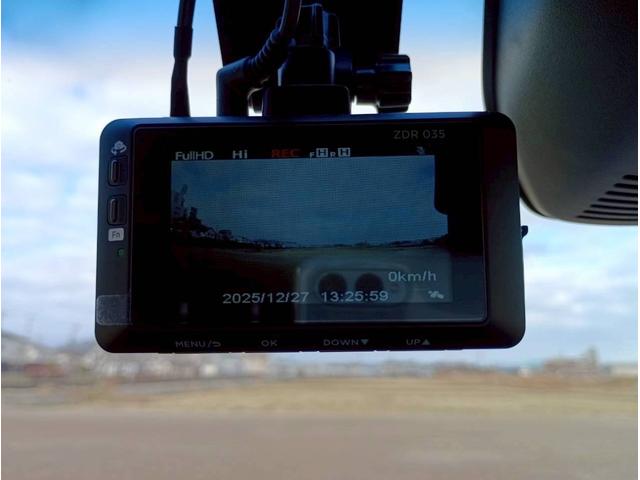 Ｎ－ＷＧＮカスタム Ｇ・ターボパッケージ　メモリーナビ　フルセグＴＶ　リアカメラ　スマートキー　ＨＩＤヘッドライト　衝突軽減ブレーキ　前後ドラレコ　Ｂｌｕｅｔｏｏｔｈ　クルコン　純正１５インチアルミ　ＥＴＣ（31枚目）