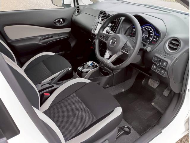 ノート e-パワー X SDナビ フルセグTV 全方位カメラ スマートキー 衝突軽減ブレーキ 前ドラレコ Bluetooth クルコン 純正14インチ鉄 ETC(17枚目)