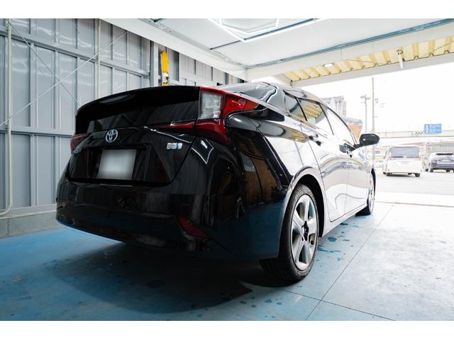 プリウス Ｓツーリングセレクション　トヨタ純正９インチＳＤナビ　ＥＴＣ　アイドリングストップ　盗難防止装置　バックカメラ　衝突軽減ブレーキ　スマートキー　フロントフォグランプ（40枚目）