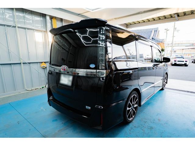 ヴォクシー ＺＳ　Ｇ’ｓ　後席モニター　両側電動スライドドア　ＥＴＣ　アイドリングストップ　ドライブレコーダー　バックカメラ　ワンオーナー　シートヒーター（6枚目）