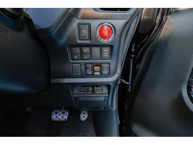 ヴォクシー ＺＳ　Ｇ’ｓ　後席モニター　両側電動スライドドア　ＥＴＣ　アイドリングストップ　ドライブレコーダー　バックカメラ　ワンオーナー　シートヒーター（17枚目）