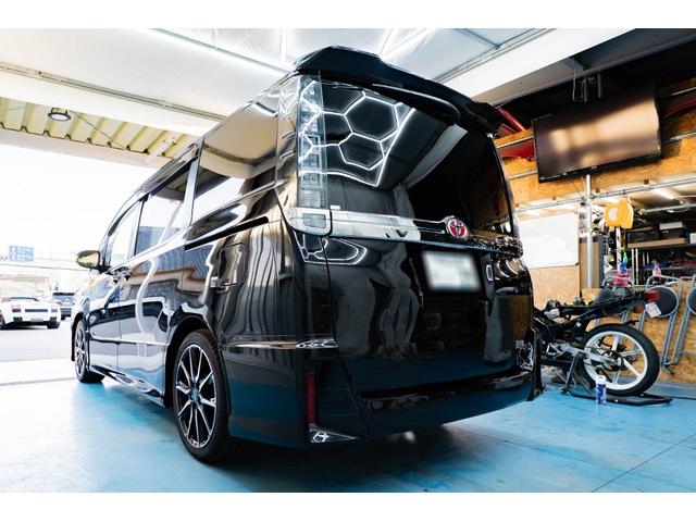 ヴォクシー ＺＳ　Ｇ’ｓ　後席モニター　両側電動スライドドア　ＥＴＣ　アイドリングストップ　ドライブレコーダー　バックカメラ　ワンオーナー　シートヒーター（42枚目）