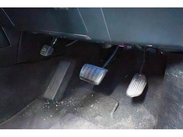 ハリアー エレガンス　サンルーフ　ＥＴＣ　電動シート　バックカメラ　アイドリングストップ　横滑り防止装置　エアコン　クーラー　パワステ　フルセグＴＶ　メモリーナビ　パワーウィンドウ　スマートキー　ＬＥＤヘッドライト（24枚目）