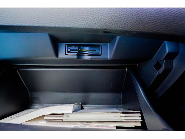 ハリアー エレガンス　サンルーフ　ＥＴＣ　電動シート　バックカメラ　アイドリングストップ　横滑り防止装置　エアコン　クーラー　パワステ　フルセグＴＶ　メモリーナビ　パワーウィンドウ　スマートキー　ＬＥＤヘッドライト（29枚目）