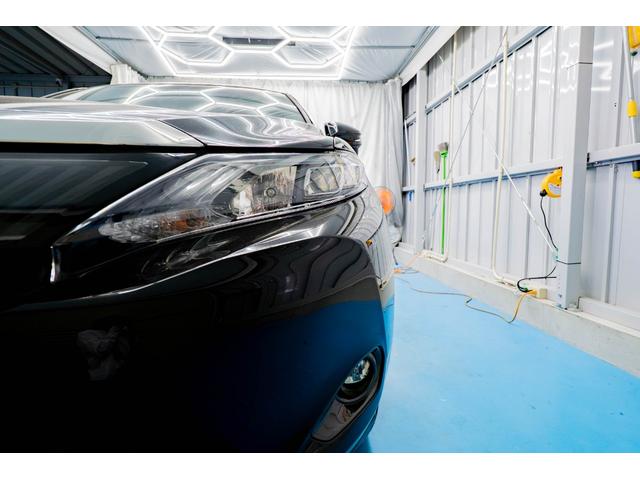 ハリアー エレガンス　サンルーフ　ＥＴＣ　電動シート　バックカメラ　アイドリングストップ　横滑り防止装置　エアコン　クーラー　パワステ　フルセグＴＶ　メモリーナビ　パワーウィンドウ　スマートキー　ＬＥＤヘッドライト（43枚目）