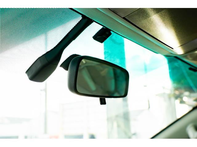 ヴェルファイア ２．４ＺプラチナセレクションＩＩタイプゴルドＩＩ　フルセグＴＶ　ＥＴＣ　後席モニター　エアバッグ　サイドエアバッグ　カーテンエアバッグ　ＡＢＳ　横滑り防止装置　障害物センサー　バックカメラ　盗難防止装置　パワステ　ＨＤＤナビ　ミュージックサーバー（20枚目）