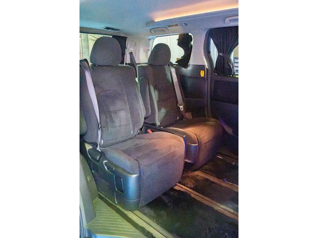 ヴェルファイア ２．４ＺプラチナセレクションＩＩタイプゴルドＩＩ　フルセグＴＶ　ＥＴＣ　後席モニター　エアバッグ　サイドエアバッグ　カーテンエアバッグ　ＡＢＳ　横滑り防止装置　障害物センサー　バックカメラ　盗難防止装置　パワステ　ＨＤＤナビ　ミュージックサーバー（28枚目）