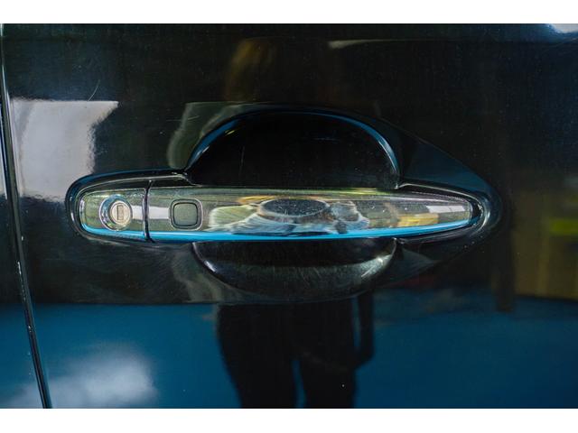 ヴェルファイア ２．４ＺプラチナセレクションＩＩタイプゴルドＩＩ　フルセグＴＶ　ＥＴＣ　後席モニター　エアバッグ　サイドエアバッグ　カーテンエアバッグ　ＡＢＳ　横滑り防止装置　障害物センサー　バックカメラ　盗難防止装置　パワステ　ＨＤＤナビ　ミュージックサーバー（35枚目）