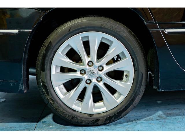 ヴェルファイア ２．４ＺプラチナセレクションＩＩタイプゴルドＩＩ　フルセグＴＶ　ＥＴＣ　後席モニター　エアバッグ　サイドエアバッグ　カーテンエアバッグ　ＡＢＳ　横滑り防止装置　障害物センサー　バックカメラ　盗難防止装置　パワステ　ＨＤＤナビ　ミュージックサーバー（39枚目）