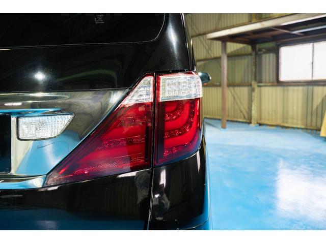 ヴェルファイア ２．４ＺプラチナセレクションＩＩタイプゴルドＩＩ　フルセグＴＶ　ＥＴＣ　後席モニター　エアバッグ　サイドエアバッグ　カーテンエアバッグ　ＡＢＳ　横滑り防止装置　障害物センサー　バックカメラ　盗難防止装置　パワステ　ＨＤＤナビ　ミュージックサーバー（49枚目）