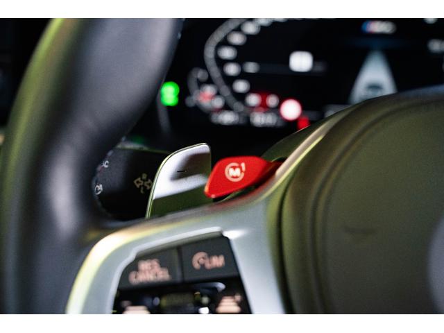 Ｍ４ Ｍ４カブリオレ　コンペティション　Ｍ　ｘＤｒｉｖｅ　ワンオーナー　本革シート　ディーラー車　ＥＴＣ　アダプティブクルーズコントロール　衝突被害軽減ブレーキ　障害物センサー　パーキングアシスト　シートヒーター　電動シート　４ＷＤ　ブラインドスポットモニタ（20枚目）