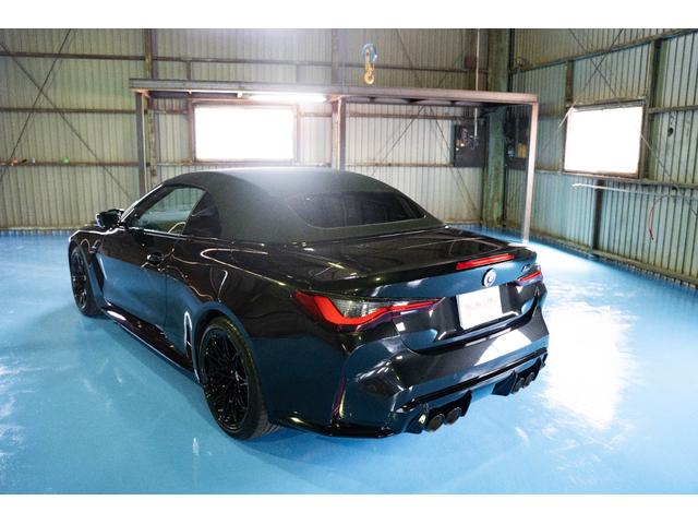 Ｍ４ Ｍ４カブリオレ　コンペティション　Ｍ　ｘＤｒｉｖｅ　ワンオーナー　本革シート　ディーラー車　ＥＴＣ　アダプティブクルーズコントロール　衝突被害軽減ブレーキ　障害物センサー　パーキングアシスト　シートヒーター　電動シート　４ＷＤ　ブラインドスポットモニタ（45枚目）