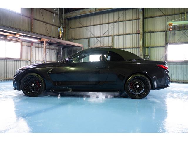 Ｍ４ Ｍ４カブリオレ　コンペティション　Ｍ　ｘＤｒｉｖｅ　ワンオーナー　本革シート　ディーラー車　ＥＴＣ　アダプティブクルーズコントロール　衝突被害軽減ブレーキ　障害物センサー　パーキングアシスト　シートヒーター　電動シート　４ＷＤ　ブラインドスポットモニタ（46枚目）