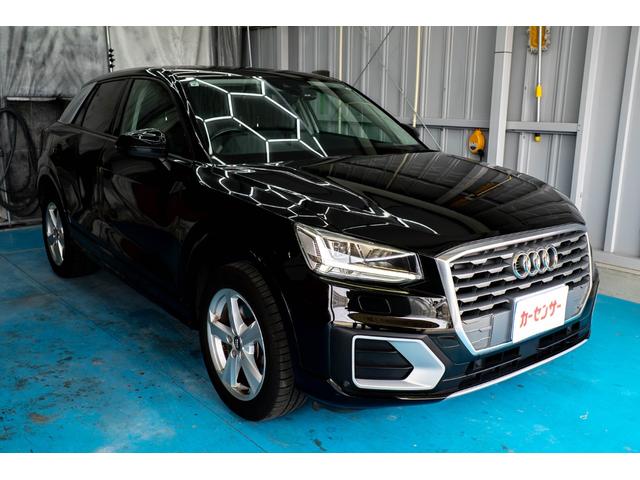 Q2 1.0TFSIスポーツ シートヒーター ETC ドライブレコーダー アイドリングストップ カーテンエアバッグ アダプティブクルーズコントロール 横滑り防止装置 MTモード付き バックカメラ 盗難防止装置 ベンチシート(4枚目)