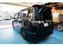 ヴォクシー ＺＳ　Ｇ’ｓ　後席モニター　両側電動スライドドア　ＥＴＣ　アイドリングストップ　ドライブレコーダー　バックカメラ　ワンオーナー　シートヒーター（8枚目）