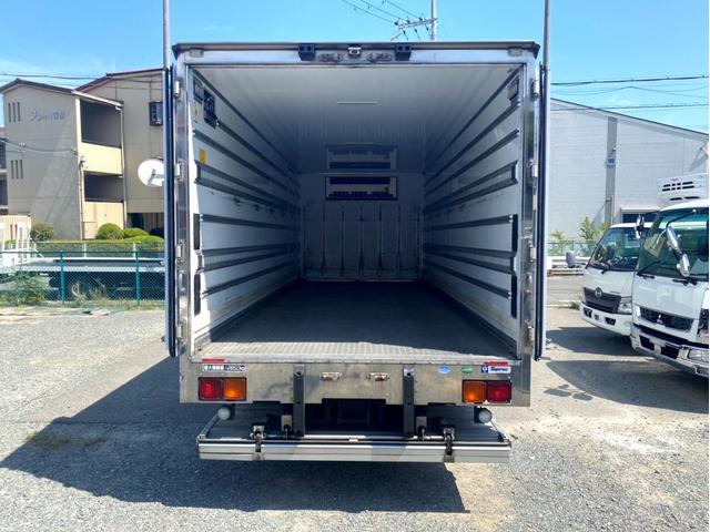 フォワード 　冷蔵冷凍車　－３０℃設定低温設定　極東開発床下格納パワーゲート　上物：東プレ製　荷台内寸：６２２　２２９　２０１／ｃｍ　ラッシングレール２段　６２ボディ　フルワイド　２１０馬力　バックモニター（7枚目）