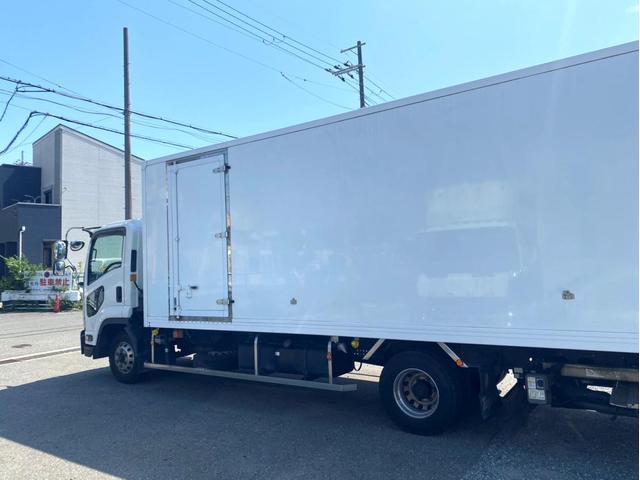 フォワード 　冷蔵冷凍車　－３０℃設定低温設定　極東開発床下格納パワーゲート　上物：東プレ製　荷台内寸：６２２　２２９　２０１／ｃｍ　ラッシングレール２段　６２ボディ　フルワイド　２１０馬力　バックモニター（15枚目）