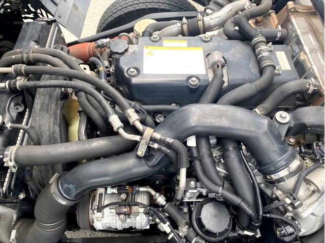 フォワード 　冷蔵冷凍車　－３０℃設定低温設定　極東開発床下格納パワーゲート　上物：東プレ製　荷台内寸：６２２　２２９　２０１／ｃｍ　ラッシングレール２段　６２ボディ　フルワイド　２１０馬力　バックモニター（30枚目）