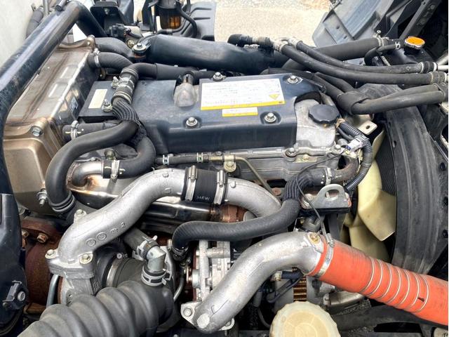 フォワード 　冷蔵冷凍車　－３０℃設定低温設定　極東開発床下格納パワーゲート　上物：東プレ製　荷台内寸：６２２　２２９　２０１／ｃｍ　ラッシングレール２段　６２ボディ　フルワイド　２１０馬力　バックモニター（33枚目）