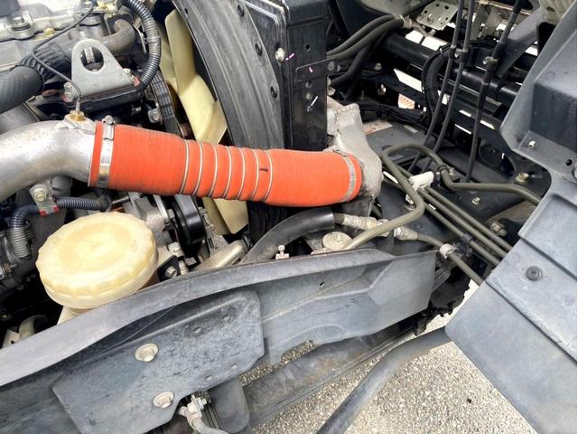 フォワード 　冷蔵冷凍車　－３０℃設定低温設定　極東開発床下格納パワーゲート　上物：東プレ製　荷台内寸：６２２　２２９　２０１／ｃｍ　ラッシングレール２段　６２ボディ　フルワイド　２１０馬力　バックモニター（35枚目）