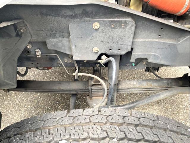 フォワード 　冷蔵冷凍車　－３０℃設定低温設定　極東開発床下格納パワーゲート　上物：東プレ製　荷台内寸：６２２　２２９　２０１／ｃｍ　ラッシングレール２段　６２ボディ　フルワイド　２１０馬力　バックモニター（36枚目）