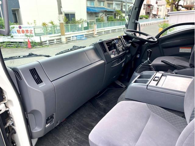 フォワード 　冷蔵冷凍車　－３０℃設定低温設定　極東開発床下格納パワーゲート　上物：東プレ製　荷台内寸：６２２　２２９　２０１／ｃｍ　ラッシングレール２段　６２ボディ　フルワイド　２１０馬力　バックモニター（43枚目）