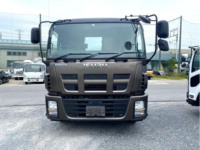 ギガ 　コンクリートミキサー　カヤバ　Ｍ４４　ドラム容量８．７？　混合容量１０５６０ｋｇ　いすゞ自動車ディーラーエンジン載せ替え済６ＵＺ１リビルト　電動ホッパーカバー　アドブルー　ＥＴＣ（5枚目）