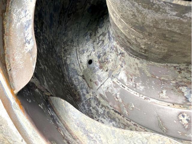 ギガ 　コンクリートミキサー　カヤバ　Ｍ４４　ドラム容量８．７？　混合容量１０５６０ｋｇ　いすゞ自動車ディーラーエンジン載せ替え済６ＵＺ１リビルト　電動ホッパーカバー　アドブルー　ＥＴＣ（24枚目）