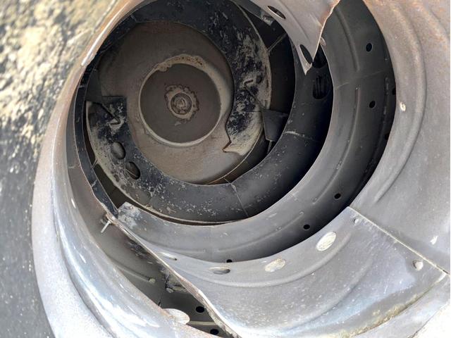 ギガ 　コンクリートミキサー　カヤバ　Ｍ４４　ドラム容量８．７？　混合容量１０５６０ｋｇ　いすゞ自動車ディーラーエンジン載せ替え済６ＵＺ１リビルト　電動ホッパーカバー　アドブルー　ＥＴＣ（27枚目）