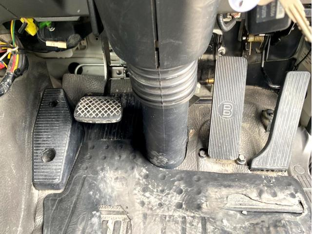 ギガ 　コンクリートミキサー　カヤバ　Ｍ４４　ドラム容量８．７？　混合容量１０５６０ｋｇ　いすゞ自動車ディーラーエンジン載せ替え済６ＵＺ１リビルト　電動ホッパーカバー　アドブルー　ＥＴＣ（63枚目）