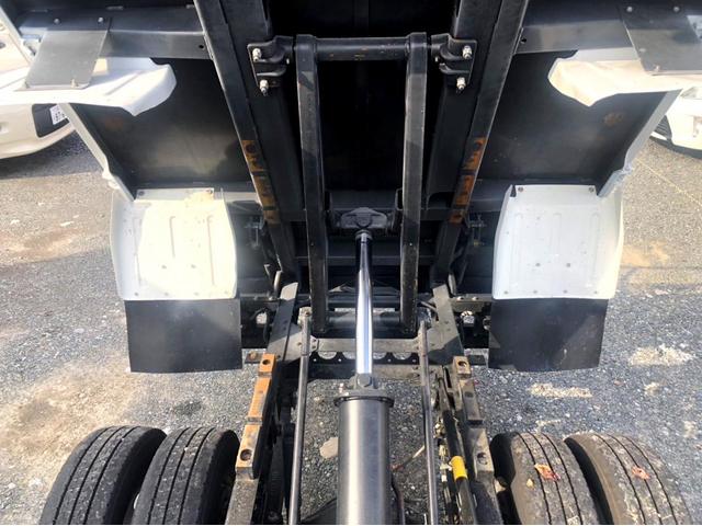 エルフトラック 　３ｔ　ダンプ　低床　ターボ　コボレーン　新明和工業　全塗装済　内寸：３０５　１６１／ｃｍ（17枚目）