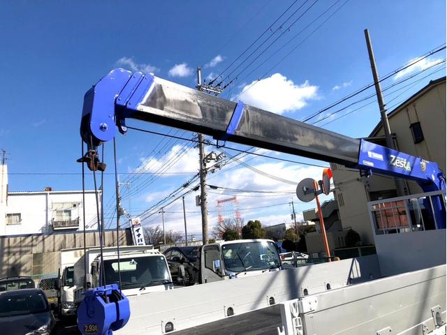 ファイター 　平ボディ　増トンタダノ　５段クレーン　フックイン　２．９３ｔ吊　ラジコン付　後輪エアサス　アルミブロック　リターダ付　２７０馬力　バックモニター　ベッド付　アドブルー　荷台内寸：５５９　２２２／ｃｍ（20枚目）