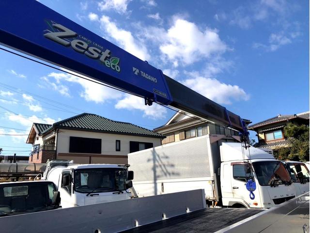 ファイター 　平ボディ　増トンタダノ　５段クレーン　フックイン　２．９３ｔ吊　ラジコン付　後輪エアサス　アルミブロック　リターダ付　２７０馬力　バックモニター　ベッド付　アドブルー　荷台内寸：５５９　２２２／ｃｍ（21枚目）