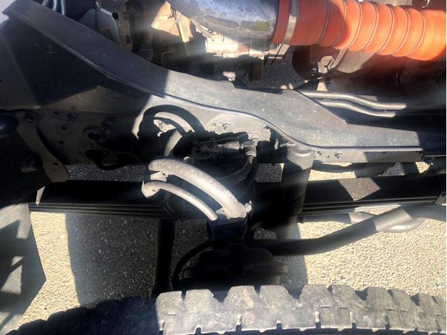 ファイター 　平ボディ　増トンタダノ　５段クレーン　フックイン　２．９３ｔ吊　ラジコン付　後輪エアサス　アルミブロック　リターダ付　２７０馬力　バックモニター　ベッド付　アドブルー　荷台内寸：５５９　２２２／ｃｍ（31枚目）