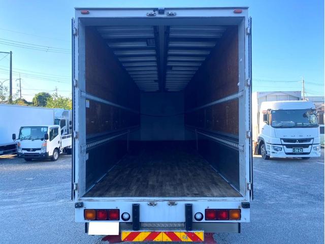 ギガ 　アルミウイング　後輪エアサス　日本トレクス　ラッシングレール２段　荷台内寸：長さ９６１幅２４０高さ２６４　最大積載量：１３，８００Ｋｇ　３８０馬力　２デフ　バックモニター　ヘッド付き　アドブルー（7枚目）