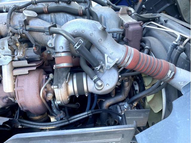 ギガ 　アルミウイング　後輪エアサス　日本トレクス　ラッシングレール２段　荷台内寸：長さ９６１幅２４０高さ２６４　最大積載量：１３，８００Ｋｇ　３８０馬力　２デフ　バックモニター　ヘッド付き　アドブルー（45枚目）