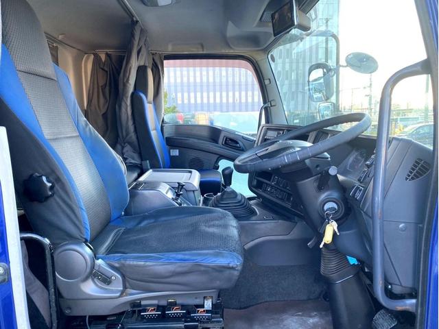 ギガ 　アルミウイング　後輪エアサス　日本トレクス　ラッシングレール２段　荷台内寸：長さ９６１幅２４０高さ２６４　最大積載量：１３，８００Ｋｇ　３８０馬力　２デフ　バックモニター　ヘッド付き　アドブルー（48枚目）