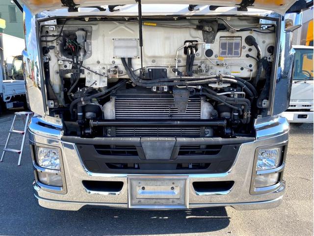 ギガ 　３８０馬力　塗装済　ラッシングレール２段　後輪エアサス　荷台内寸　（ｃｍ）：長さ９６０　幅２４０　高さ２６５　最大積載量：１３９００ｋｇ　４軸　バックモニター　アドブルー　タンク３００　Ｌ　ｘ　２（41枚目）