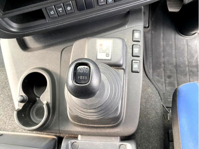 ギガ 　３８０馬力　塗装済　ラッシングレール２段　後輪エアサス　荷台内寸　（ｃｍ）：長さ９６０　幅２４０　高さ２６５　最大積載量：１３９００ｋｇ　４軸　バックモニター　アドブルー　タンク３００　Ｌ　ｘ　２（63枚目）